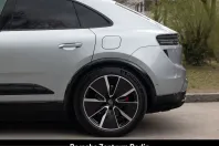 Porsche Macan din 2025 cu 12.930 km - oferta POR248501 - foto 14