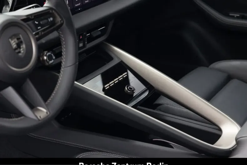 Porsche Macan din 2025 cu 12.930 km - oferta POR248501 - foto 21