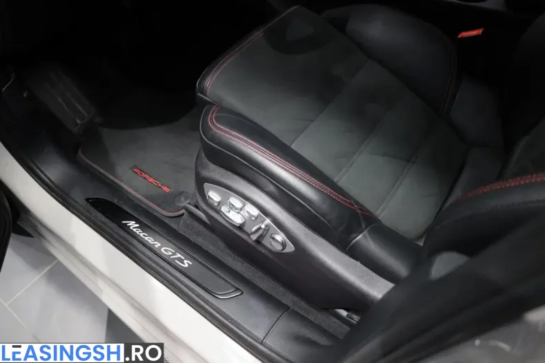 Porsche Macan din 2024 cu 44.000 km - oferta POR248504 - foto 8