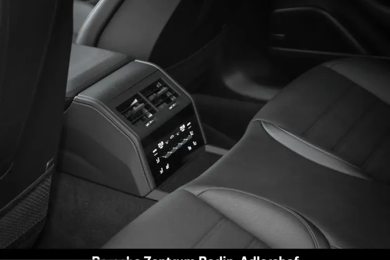 Porsche Panamera din 2024 cu 19.469 km - oferta POR248508 - foto 26