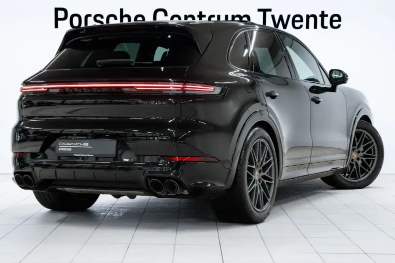 Porsche Cayenne din 2025 cu 18.976 km - oferta POR248509 - foto 3