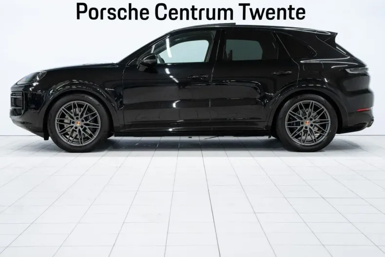 Porsche Cayenne din 2025 cu 18.976 km - oferta POR248509 - foto 5
