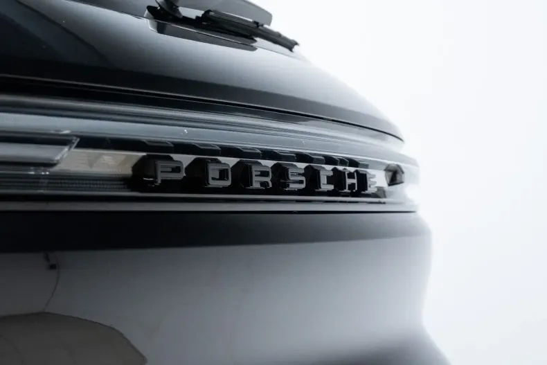 Porsche Cayenne din 2025 cu 18.976 km - oferta POR248509 - foto 16