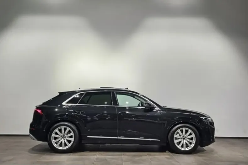 Audi Q8 din 2024 cu 26.251 km - oferta AUD248511 - foto 7