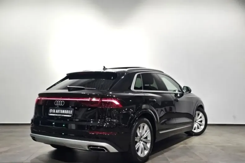 Audi Q8 din 2024 cu 26.251 km - oferta AUD248511 - foto 9