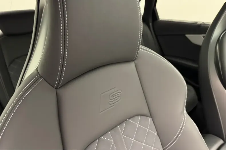 Audi S4 din 2024 cu 6.260 km - oferta AUD248516 - foto 5