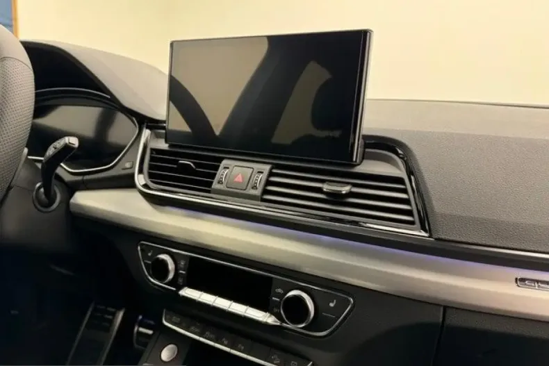 Audi SQ5 din 2024 cu 6.470 km - oferta AUD248517 - foto 8