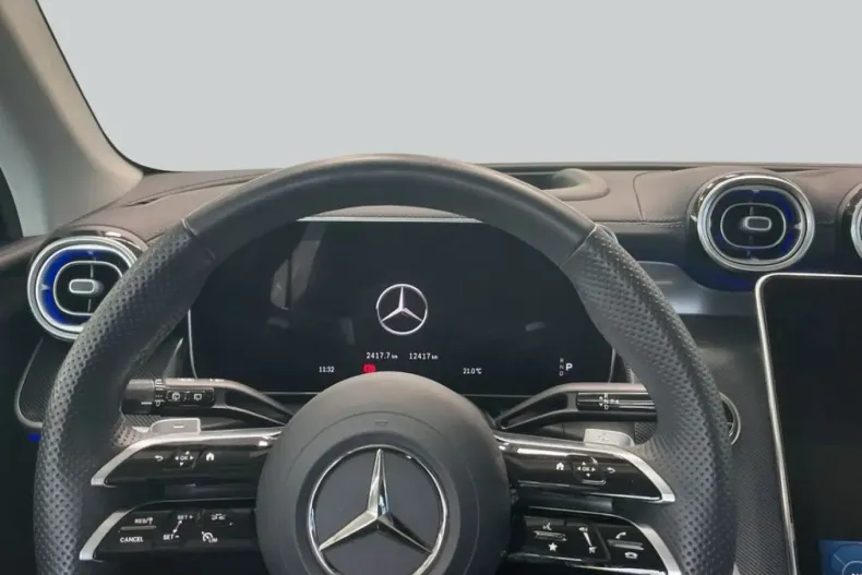 Mercedes-Benz GLC 300 (Clasa GLC) din 2025 cu 12.408 km - oferta MER248519 - foto 16
