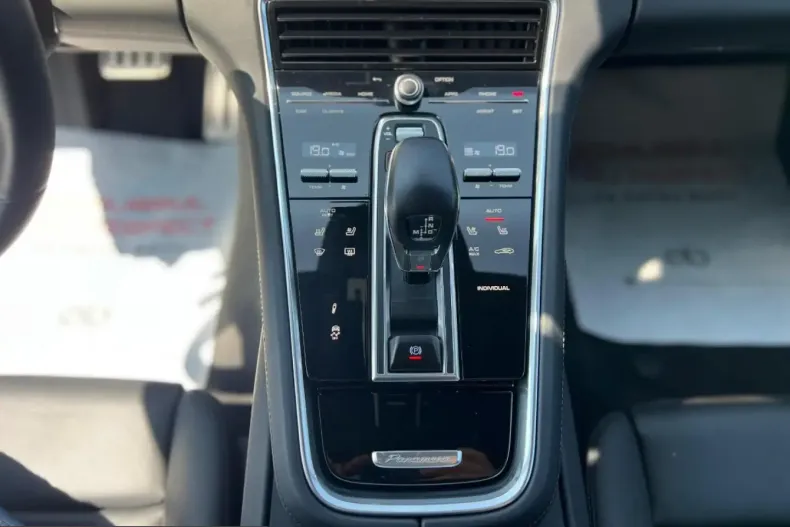 Porsche Panamera din 2022 cu 63.570 km - oferta POR248520 - foto 25