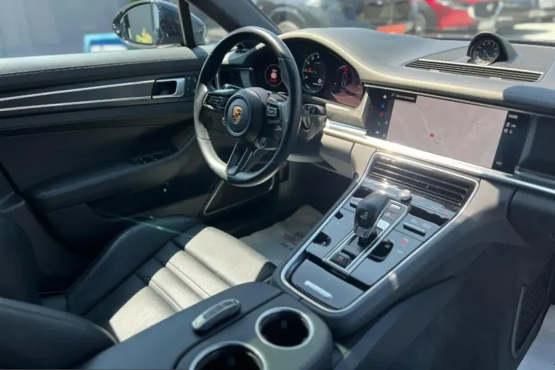 Porsche Panamera din 2022 cu 63.570 km - oferta POR248520 - foto 36