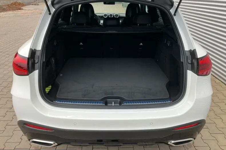 Mercedes-Benz GLC 300 (Clasa GLC) din 2025 cu 26.000 km - oferta MER248523 - foto 12