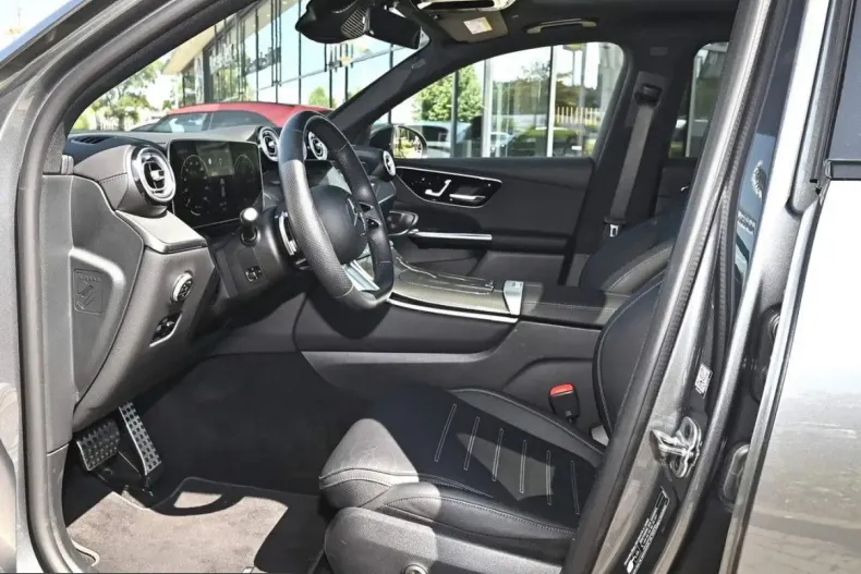 Mercedes-Benz GLC 300 (Clasa GLC) din 2023 cu 31.998 km - oferta MER248524 - foto 7