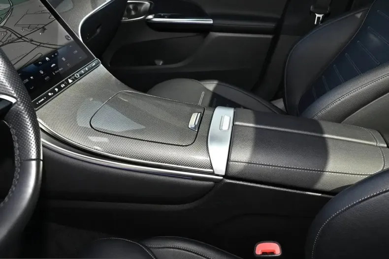 Mercedes-Benz GLC 300 (Clasa GLC) din 2023 cu 31.998 km - oferta MER248524 - foto 11