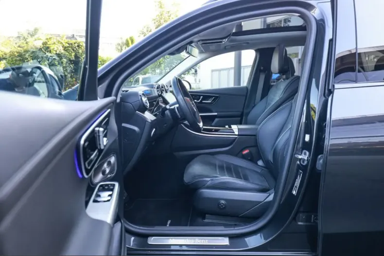 Mercedes-Benz GLC 300 (Clasa GLC) din 2024 cu 39.778 km - oferta MER248525 - foto 8