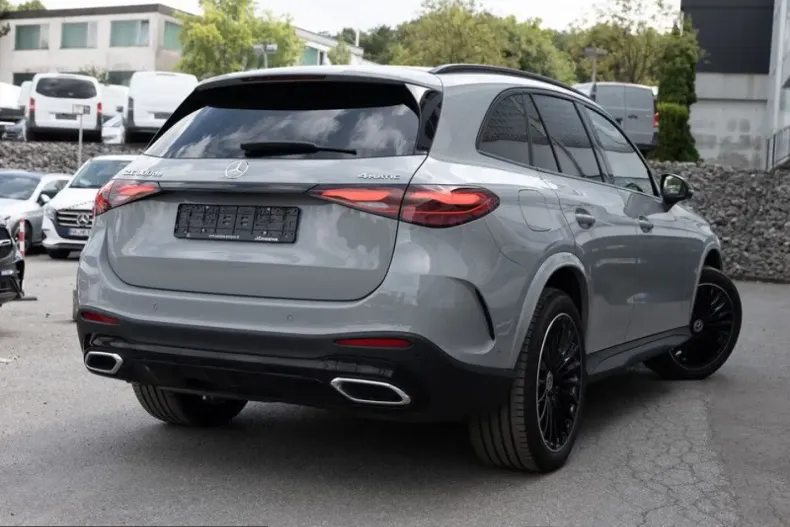 Mercedes-Benz GLC 300 (Clasa GLC) din 2025 cu 43.172 km - oferta MER248529 - foto 3