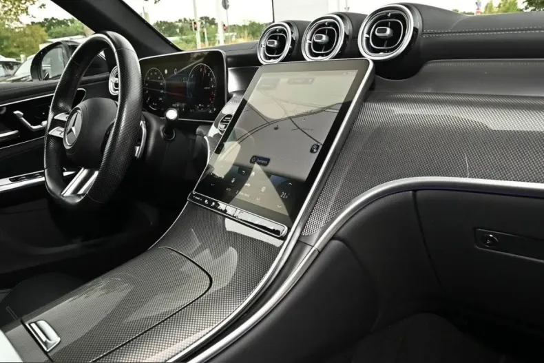 Mercedes-Benz GLC 300 (Clasa GLC) din 2023 cu 31.700 km - oferta MER248531 - foto 6