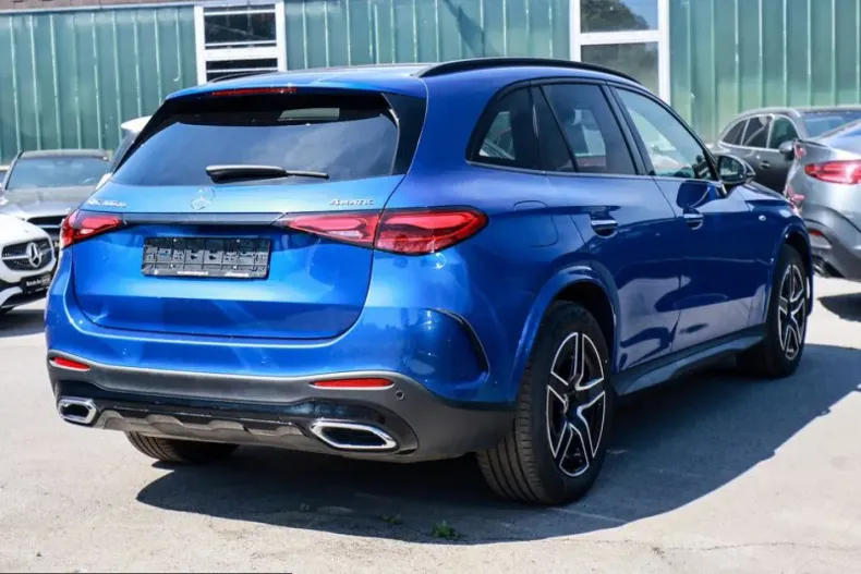 Mercedes-Benz GLC 300 (Clasa GLC) din 2025 cu 32.530 km - oferta MER248532 - foto 3