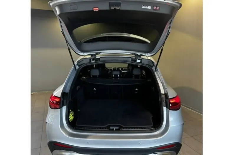 Mercedes-Benz GLC 300 (Clasa GLC) din 2024 cu 41.556 km - oferta MER248533 - foto 3