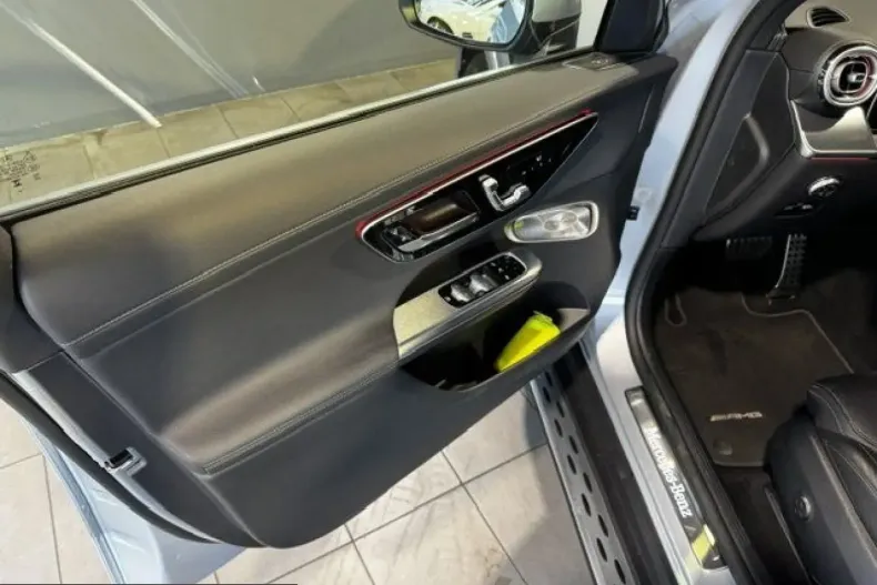 Mercedes-Benz GLC 300 (Clasa GLC) din 2024 cu 41.556 km - oferta MER248533 - foto 11