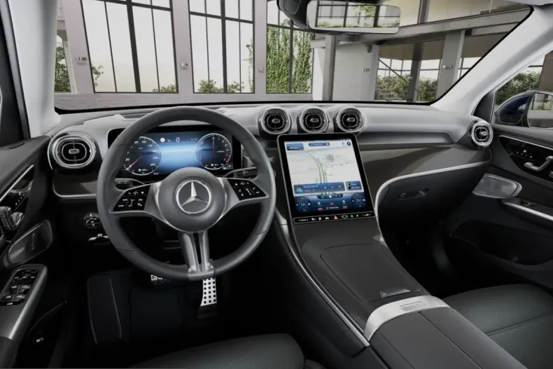 Mercedes-Benz GLC 300 (Clasa GLC) din 2024 cu 56.209 km - oferta MER248538 - foto 2