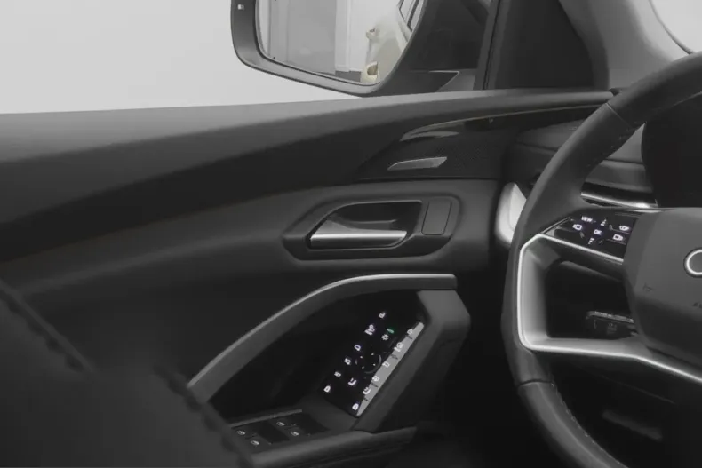 Audi Q5 din 2025 cu 8.800 km - oferta AUD248543 - foto 16