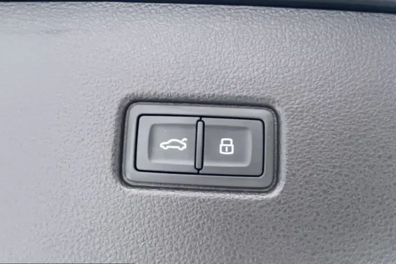 Audi Q5 din 2024 cu 24.983 km - oferta AUD248548 - foto 22