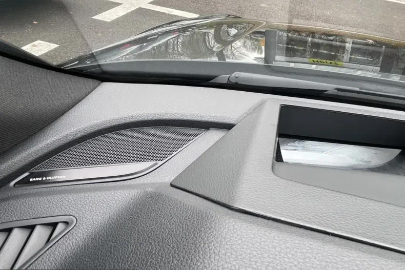Audi Q5 din 2025 cu 22.250 km - oferta AUD248549 - foto 24