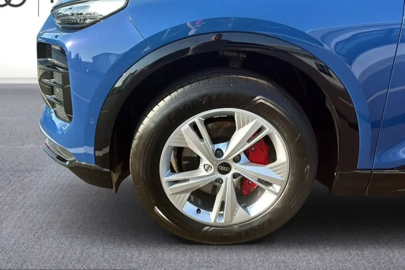 Audi Q6 e-tron din 2025 cu 8.100 km - oferta AUD248550 - foto 3