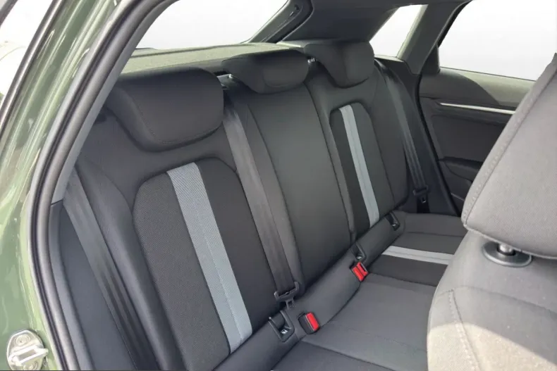 Audi A3 din 2025 cu 9.200 km - oferta AUD248551 - foto 17