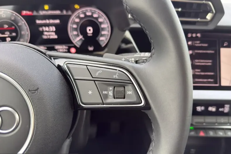 Audi A3 din 2025 cu 9.200 km - oferta AUD248551 - foto 23