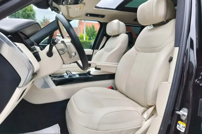 Land Rover Range Rover din 2022 cu 32.000 km - oferta LAN248557 - foto 1