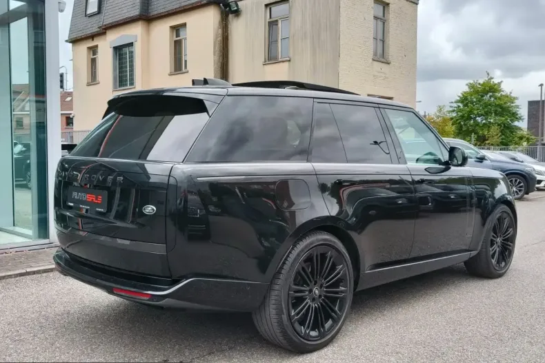 Land Rover Range Rover din 2022 cu 32.000 km - oferta LAN248557 - foto 4