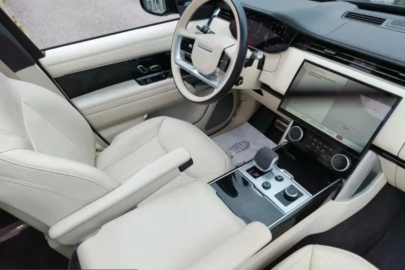 Land Rover Range Rover din 2022 cu 32.000 km - oferta LAN248557 - foto 7