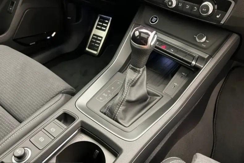 Audi Q3 din 2023 cu 12.800 km - oferta AUD248558 - foto 5