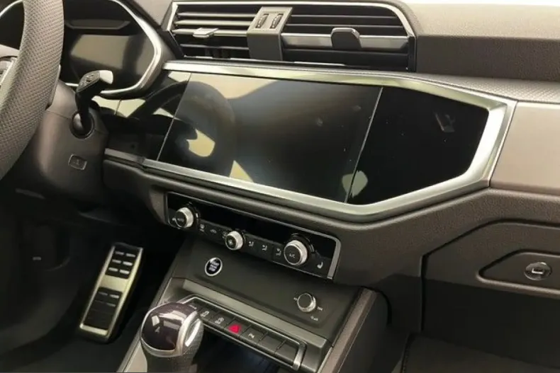 Audi Q3 din 2023 cu 12.800 km - oferta AUD248558 - foto 7