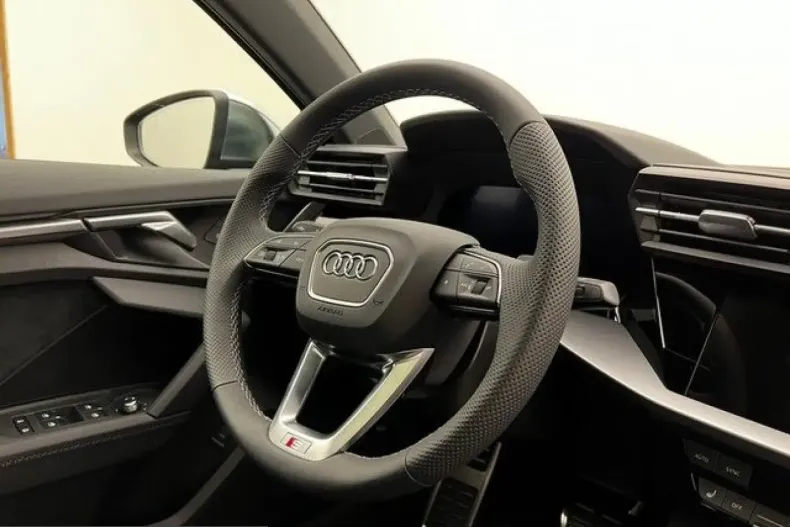 Audi S3 din 2023 cu 9.000 km - oferta AUD248560 - foto 5