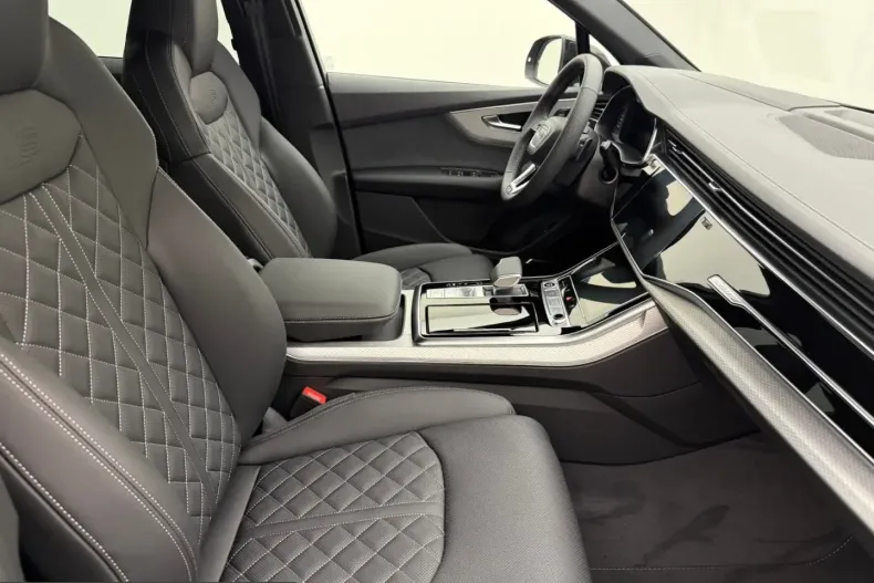 Audi Q7 din 2025 cu 8.000 km - oferta AUD248561 - foto 3