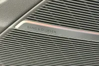 Audi Q8 din 2025 cu 7.000 km - oferta AUD248562 - foto 12