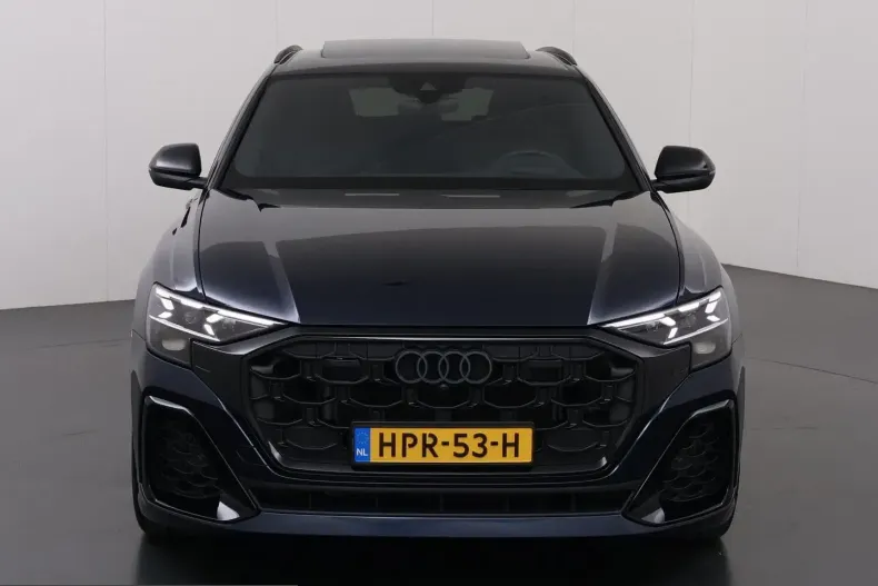 Audi Q8 din 2025 cu 27.834 km - oferta AUD248565 - foto 3