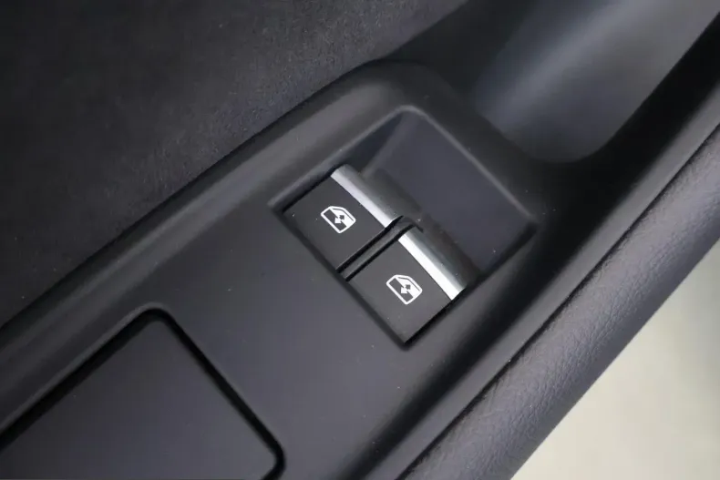 Audi Q8 din 2025 cu 27.834 km - oferta AUD248565 - foto 14
