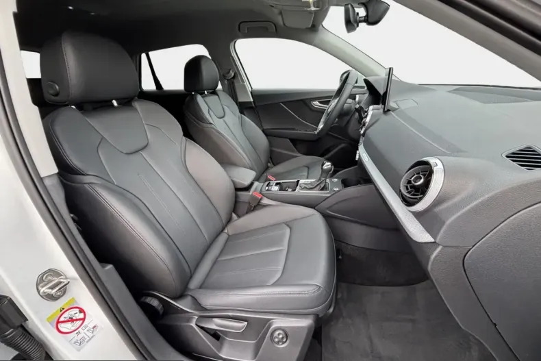 Audi Q2 din 2025 cu 9.800 km - oferta AUD248574 - foto 4