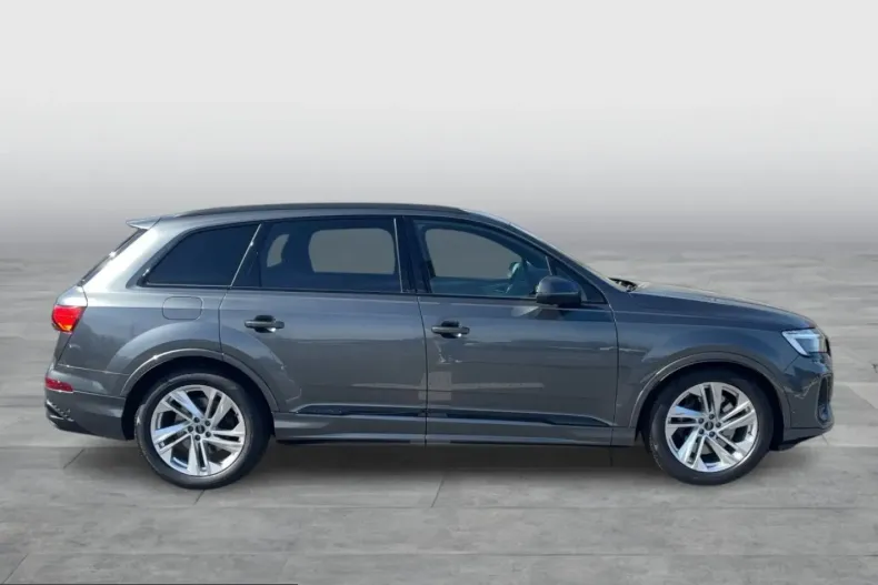 Audi SQ7 din 2025 cu 23.525 km - oferta AUD248578 - foto 6