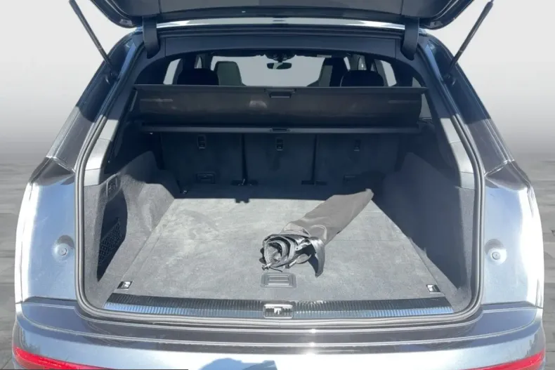 Audi SQ7 din 2025 cu 23.525 km - oferta AUD248578 - foto 13