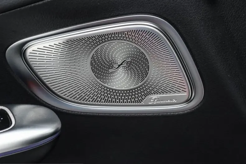 Mercedes-Benz GLC 300 (Clasa GLC) din 2025 cu 22.500 km - oferta MER248580 - foto 13
