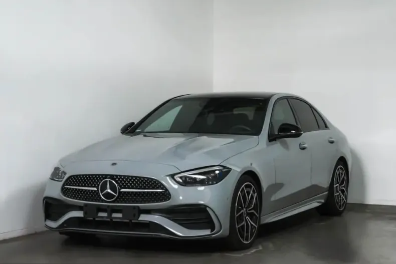 Mercedes-Benz C 300 (Clasa C) din 2025 cu 14.975 km - oferta MER248586 - foto 2