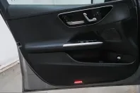 Mercedes-Benz C 300 (Clasa C) din 2025 cu 14.975 km - oferta MER248586 - foto 9
