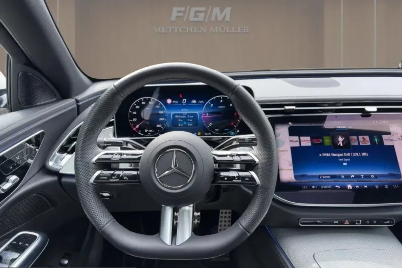 Mercedes-Benz E 220 (Clasa E) din 2025 cu 10.206 km - oferta MER248589 - foto 9