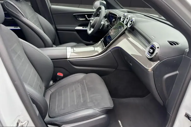Mercedes-Benz GLC 200 (Clasa GLC) din 2025 cu 12.800 km - oferta MER248592 - foto 18