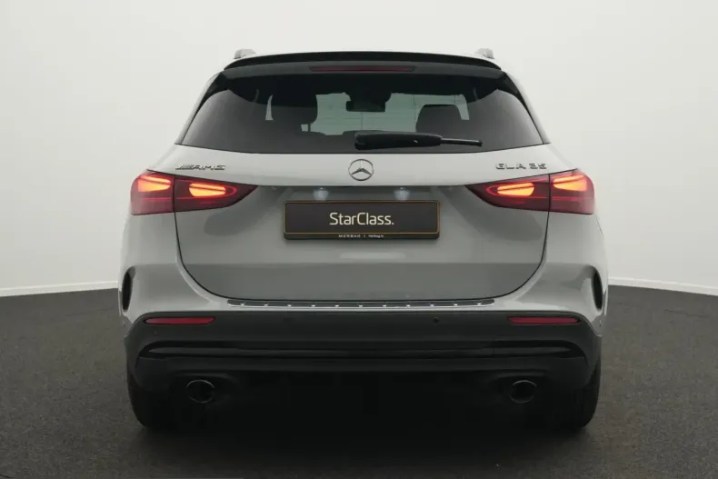 Mercedes-Benz GLA 35 AMG (Clasa GLA) din 2025 cu 3.516 km - oferta MER248596 - foto 4