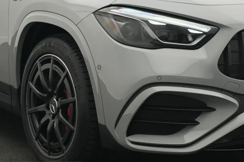 Mercedes-Benz GLA 35 AMG (Clasa GLA) din 2025 cu 3.516 km - oferta MER248596 - foto 9